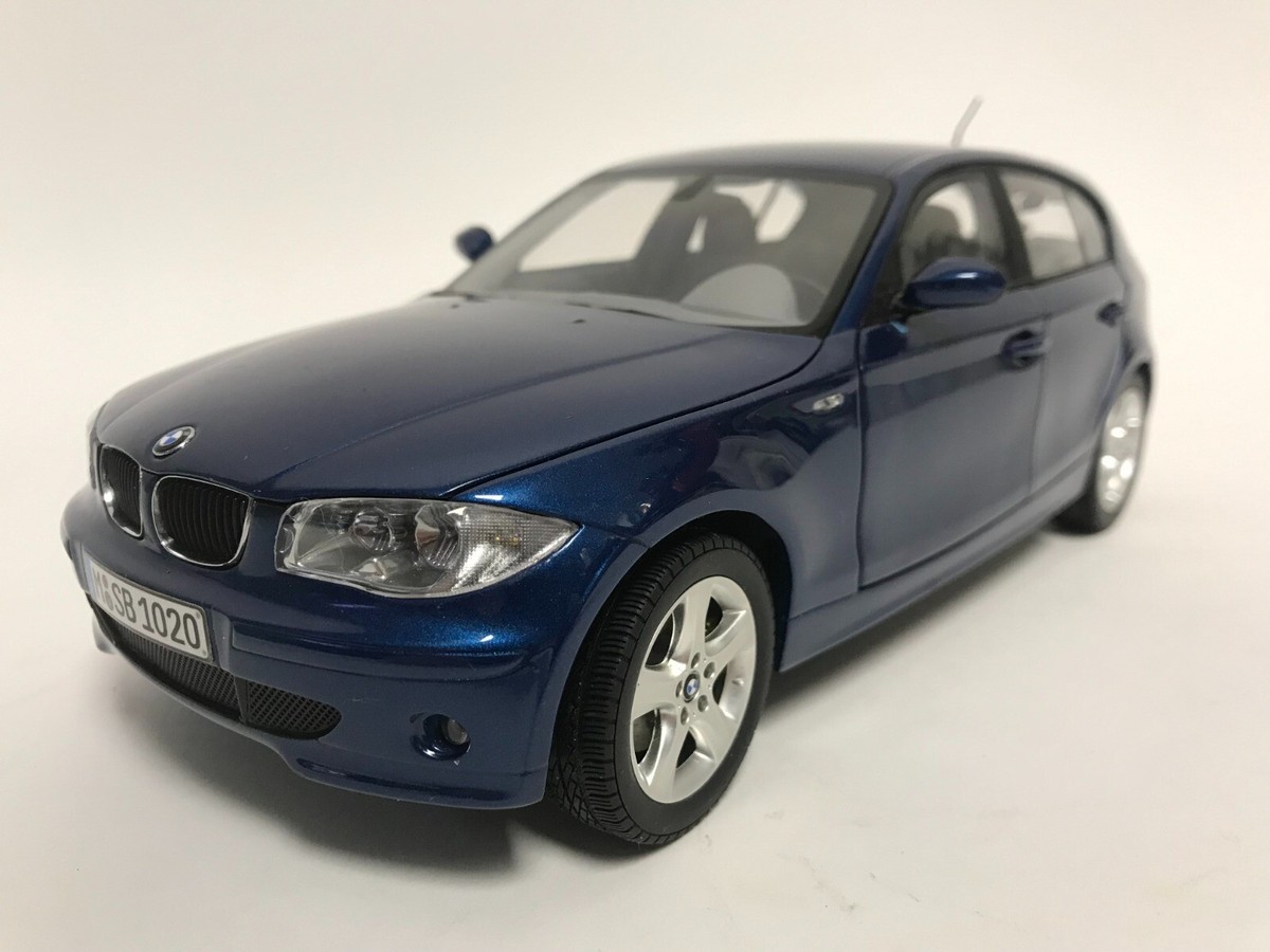 KYOSHO 1:18 BMW 1 SERIES 120i HATCHBACK DIECAST DEALER CAR MODEL