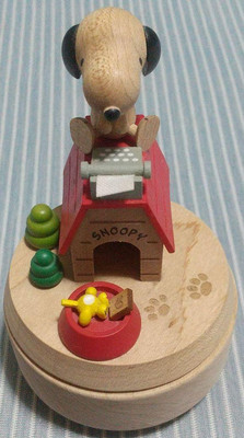Wooderful life Wooden Music Box Snoopy | eBay