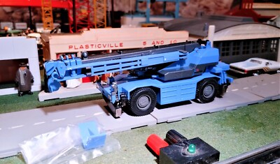 Tadano Crevo 500 Telescoping Rough Terrain Crane 2-Axles 1/50 Die
