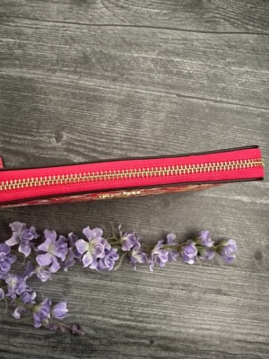 Coach Accordion Zip Wallet With Vintage Daisy Script Print Pink