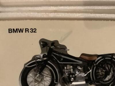 MINICHAMPS 1/18 BMW R32Collection Vintage Rare and hard to find