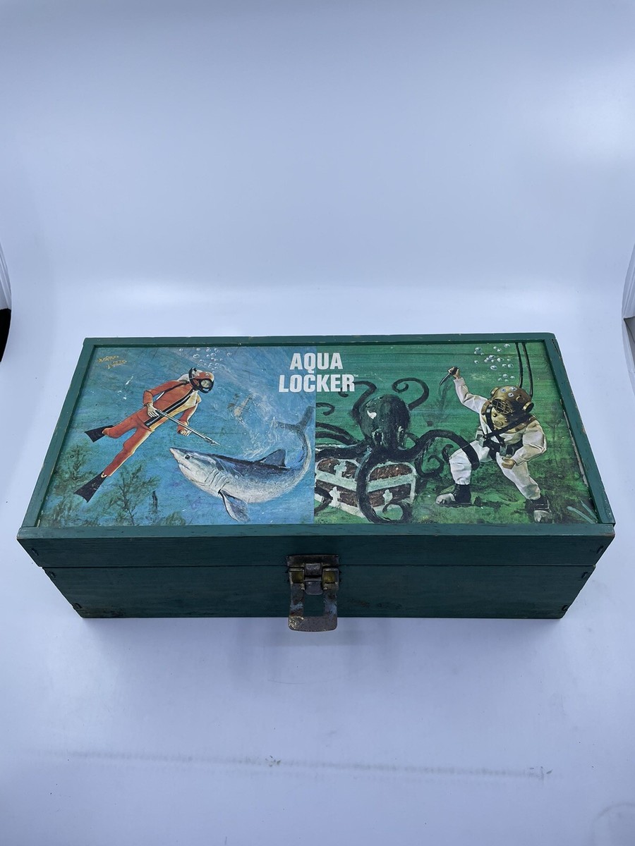 GI Joe Vintage 1969 Aqua Locker #7941 w Accessories | Incorrect