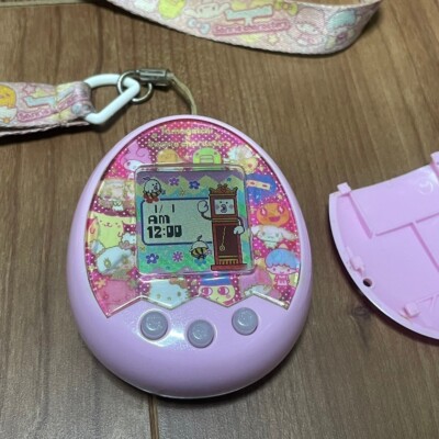 Tamagotchi mix Sanrio m!x ver. PINK Toys R Us Limited Bandai Japan