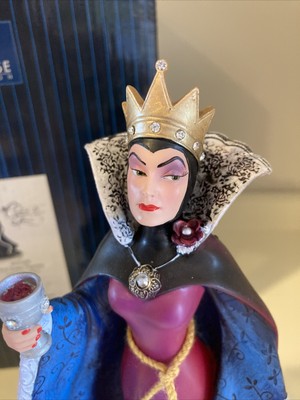 New Disney Enesco Evil Queen from Snow White Couture de Force