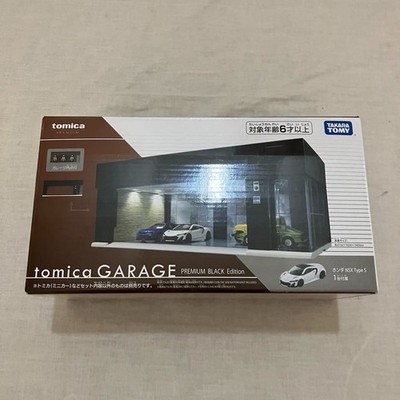 Takara Tomy Tomica Premium Garage Black Edition w/ Honda NSX Type