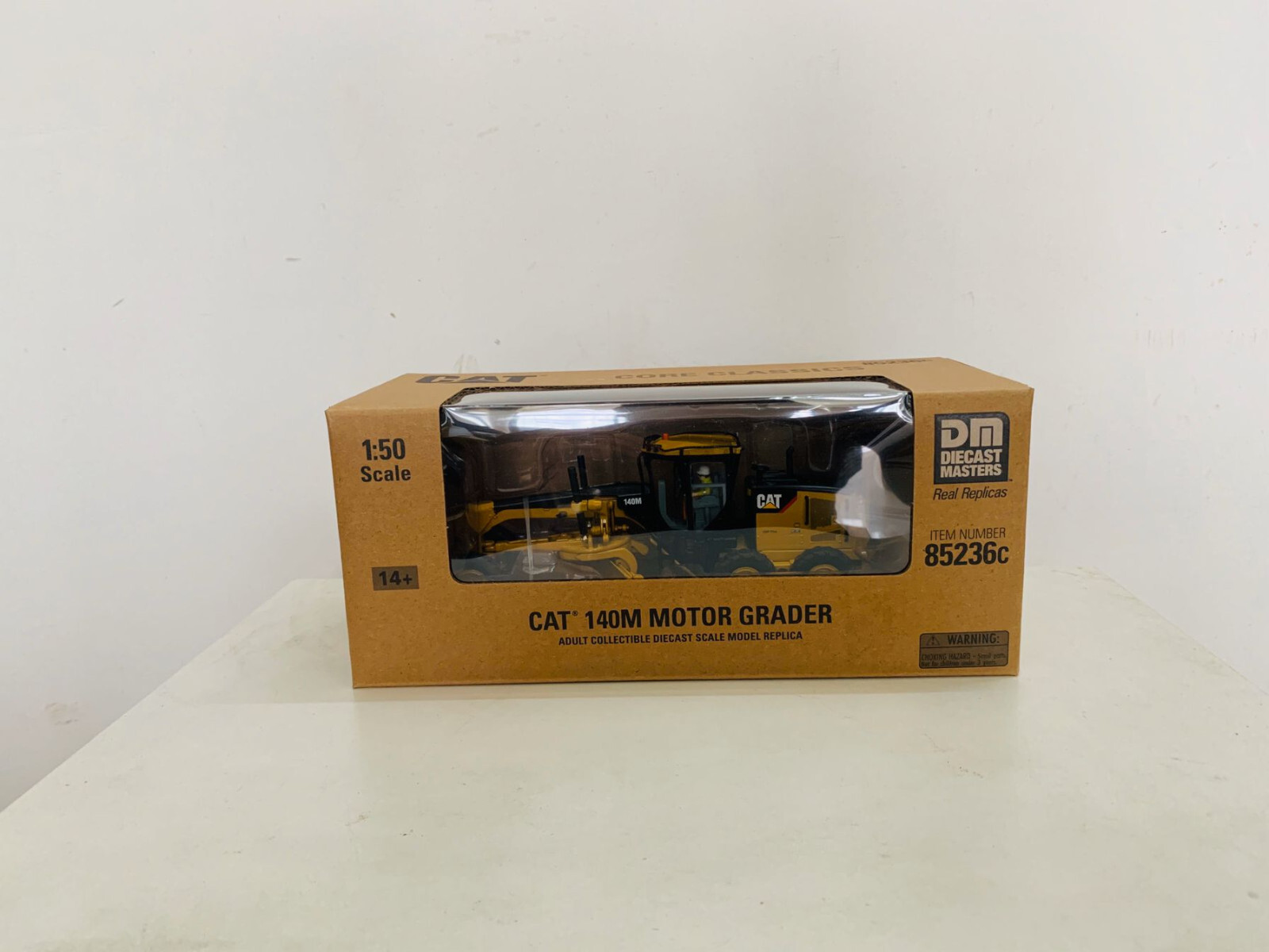 1/50 Caterpillar Cat 140M Motor Grader Metal Model By DieCast