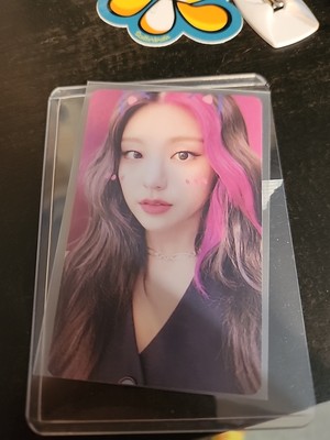 ITZY photocard crazy in love loco Yeji Yuna Ryujin lia chaeyo