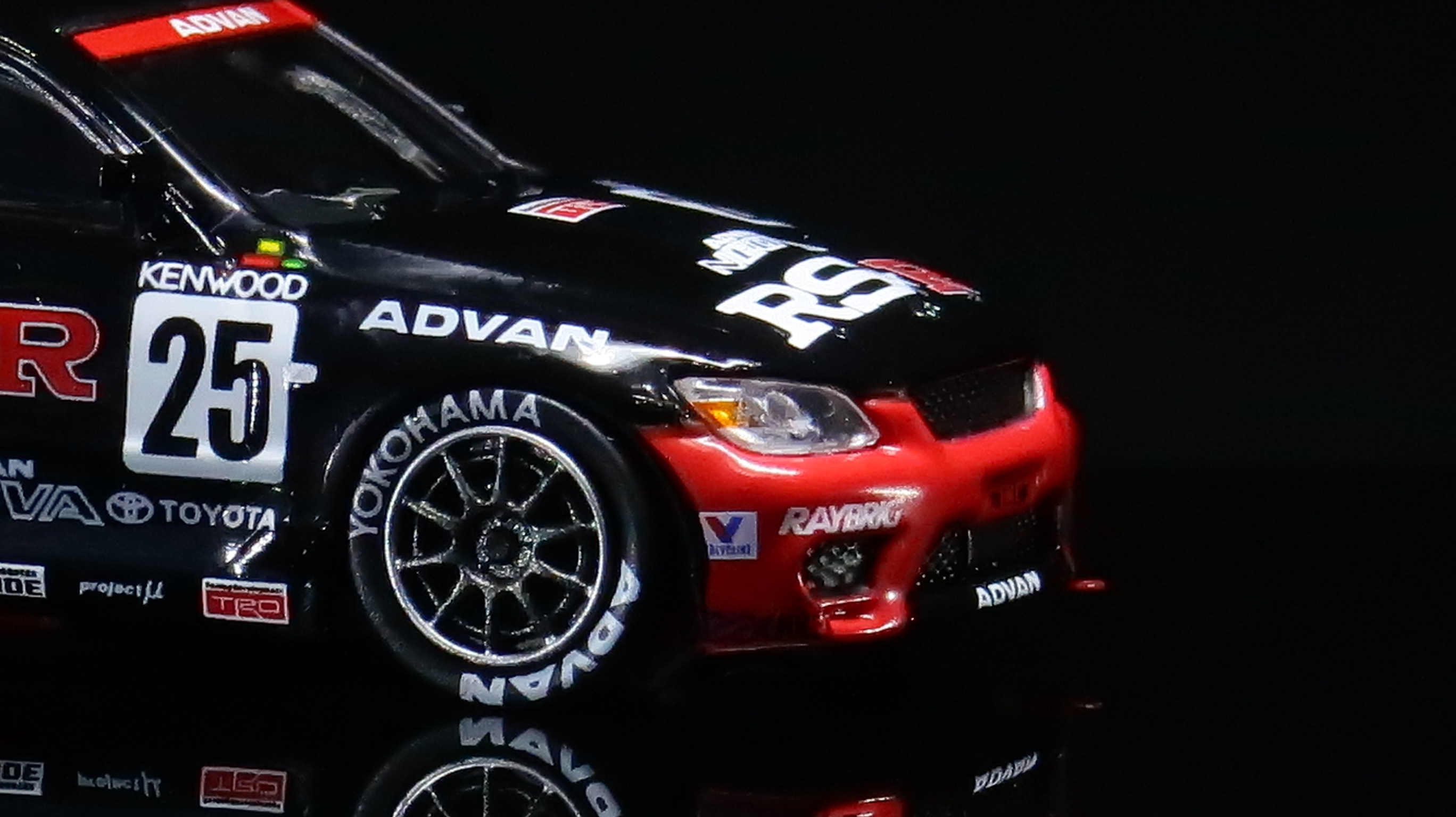 モデルインプレッション】 INNO Models 1/64 Toyota Altezza #25 ADVAN