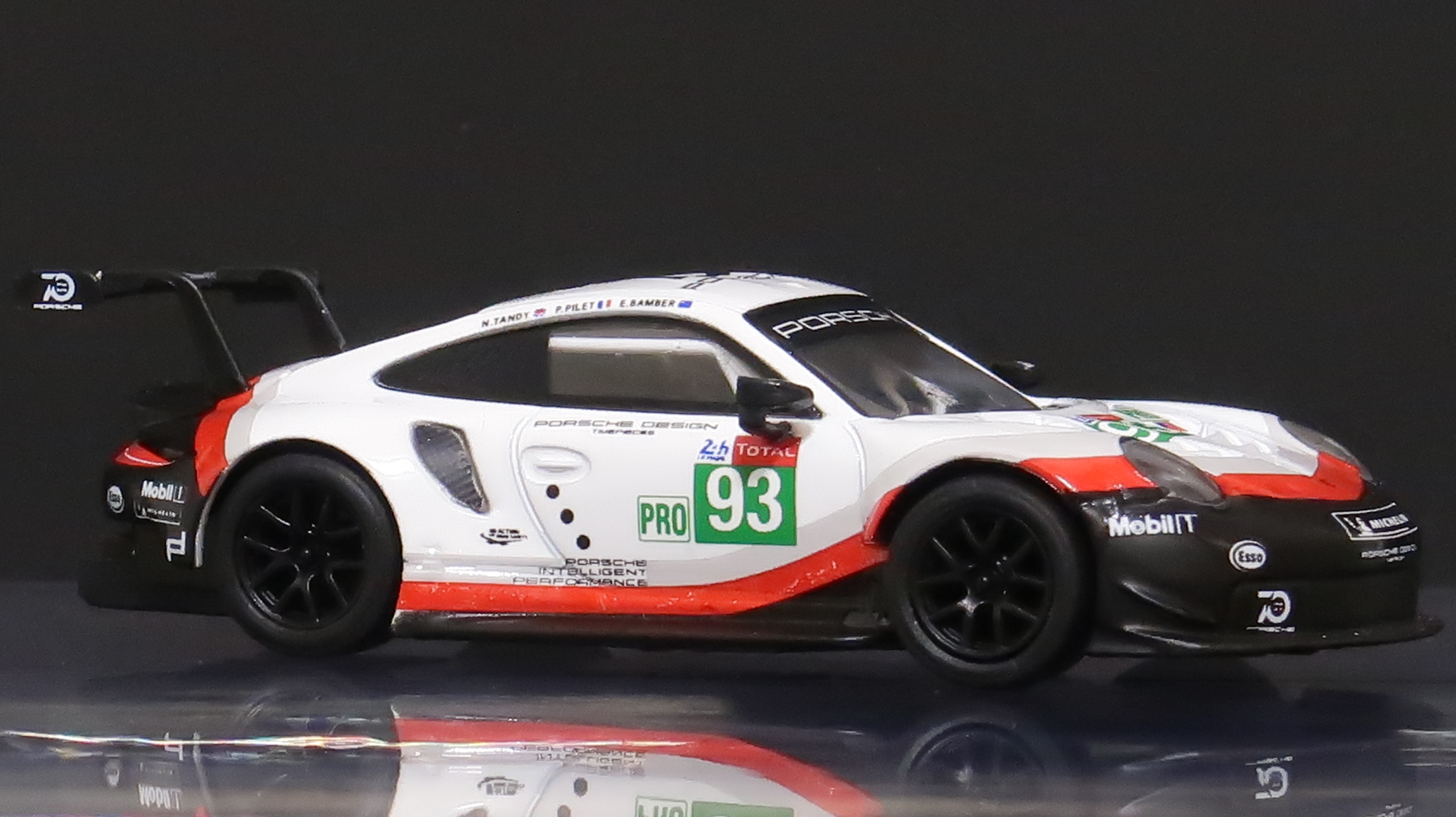 モデルインプレッション】 Spark Sparky 1/64 Porsche 911 RSR #93