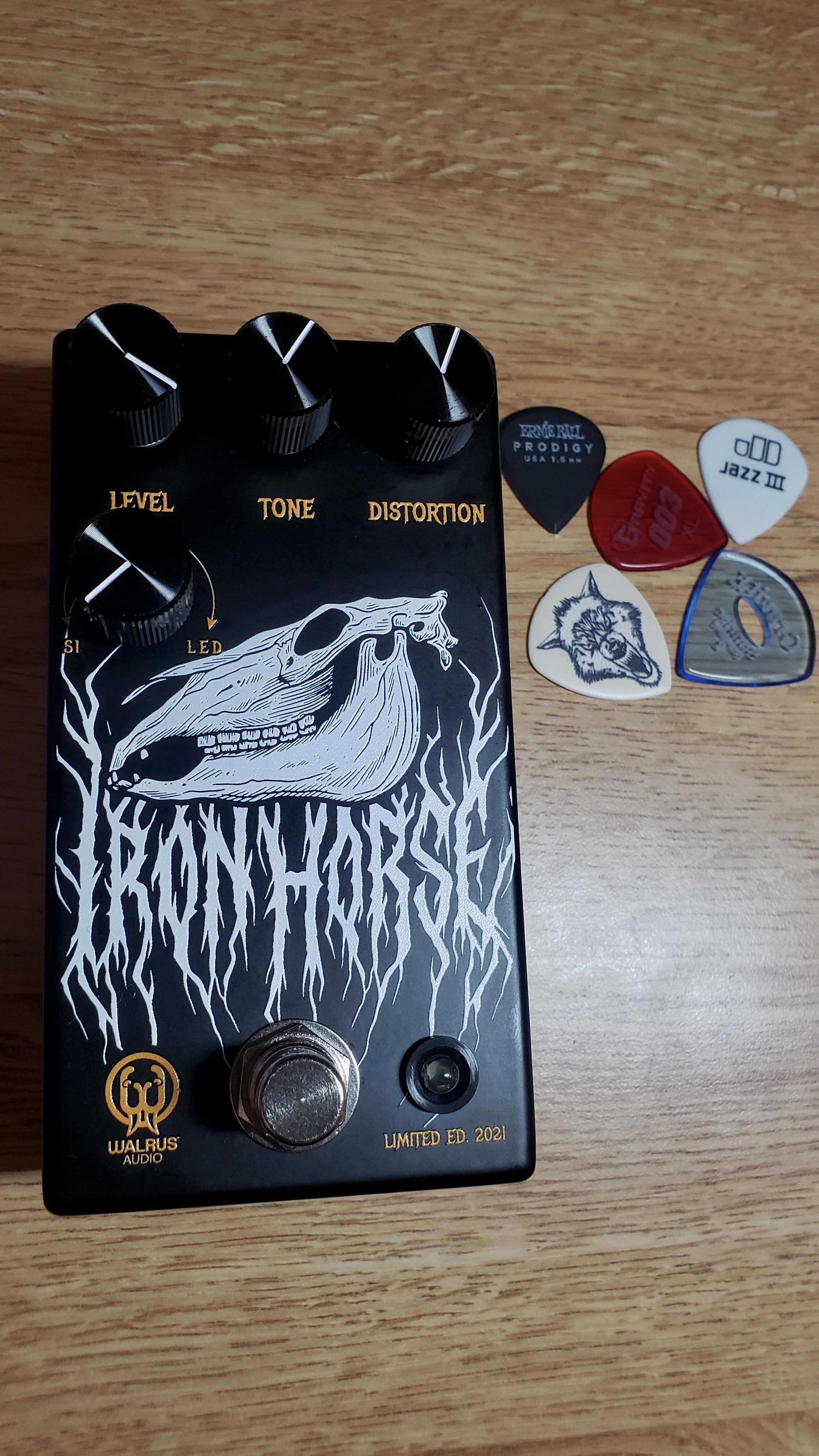 NPD: New Iron Horse v3 2021 Halloween Edition : r/guitarpedals