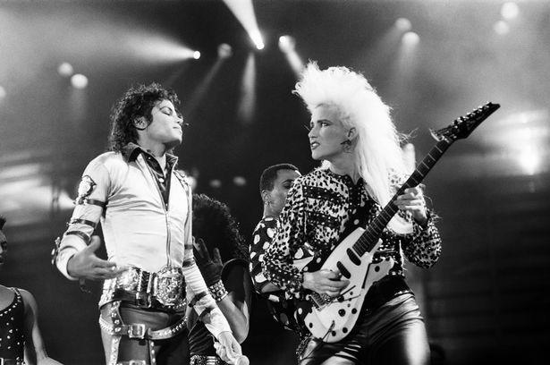 MJ and his guitarist Jennifer Batten 1987 : r/OldSchoolCool