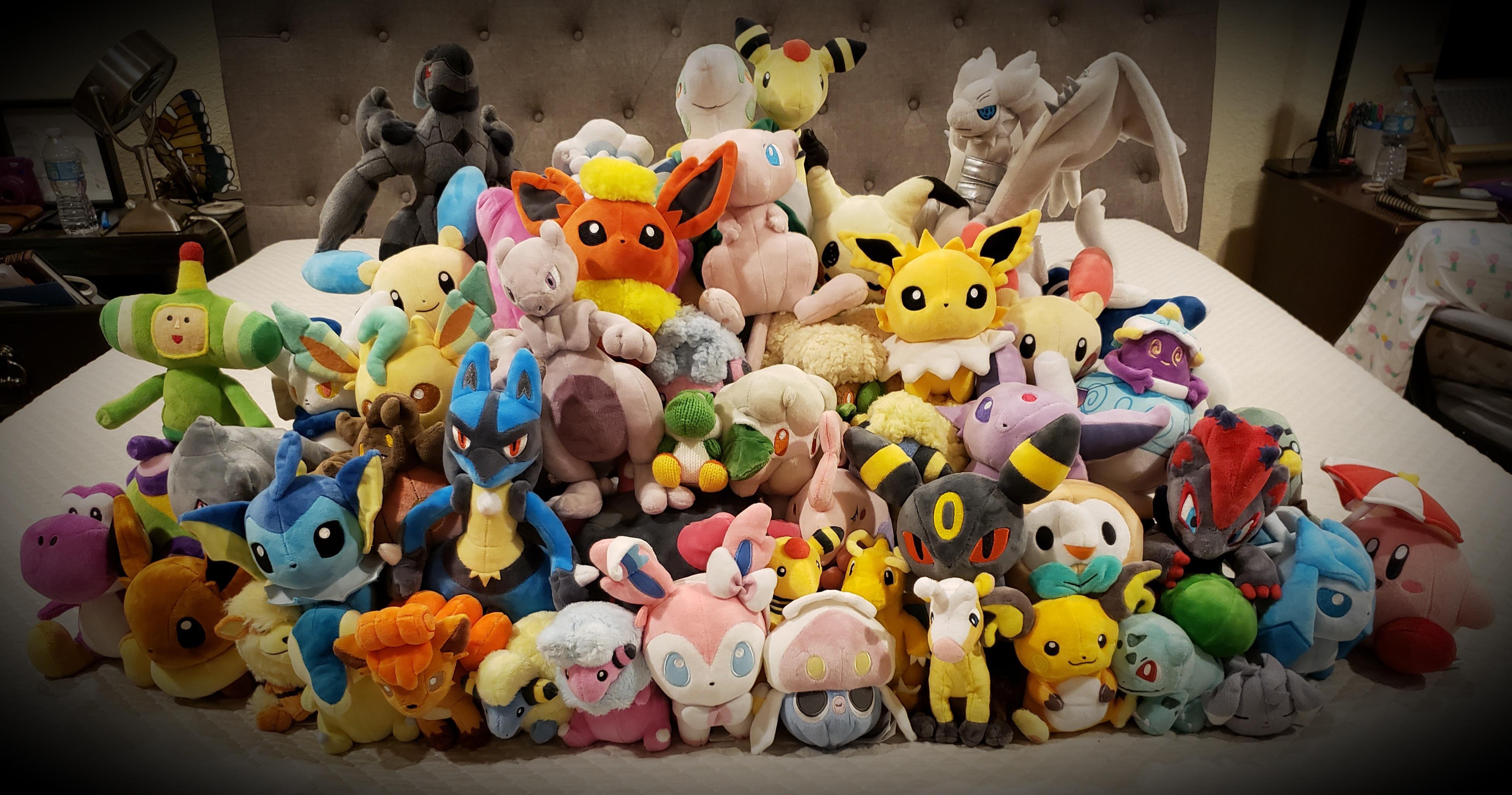 First time sharing my Pokeplush + Nintendo plush collection! : r