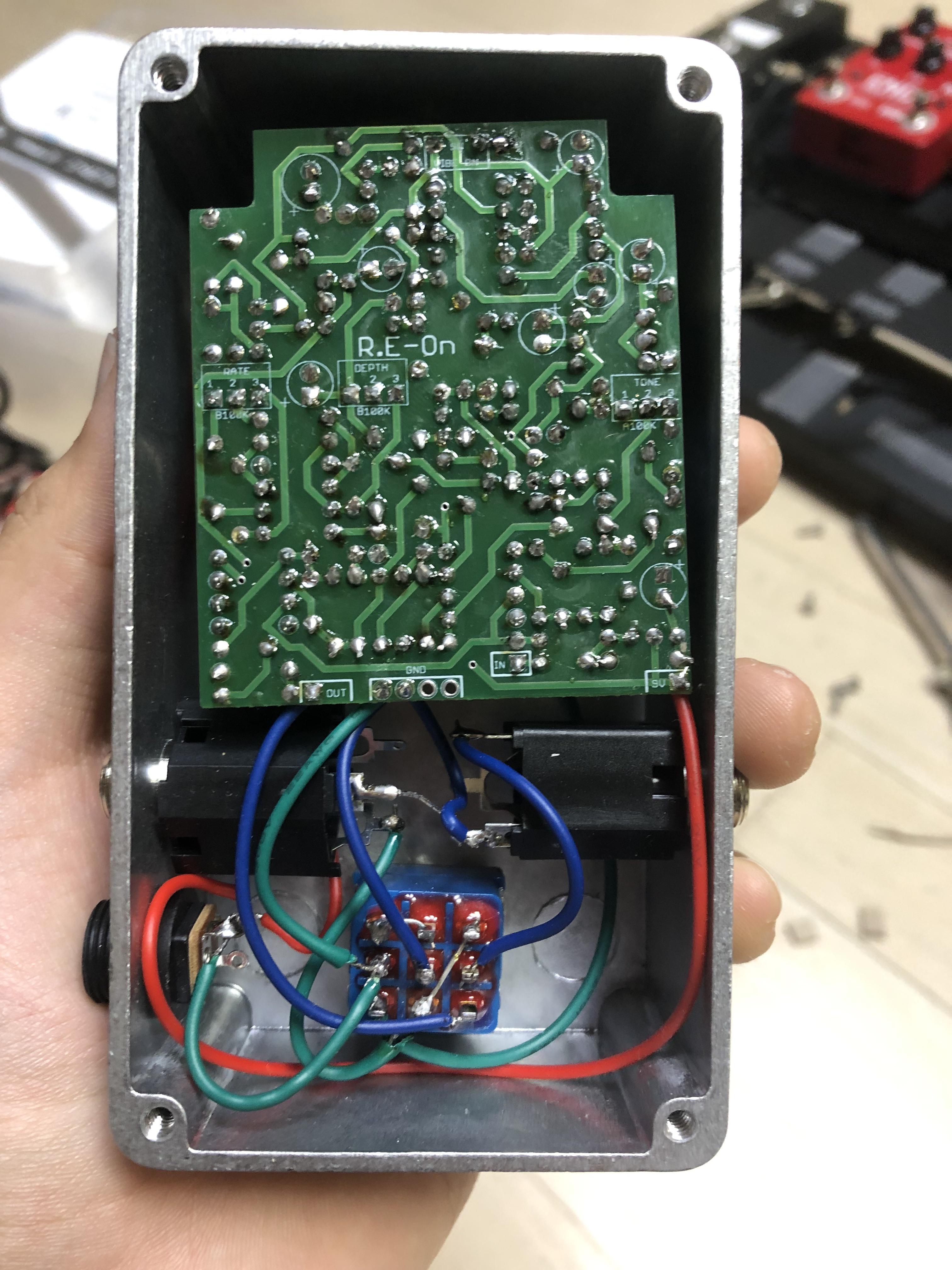 Diy Arion sch-z (vibrato mod) : r/diypedals