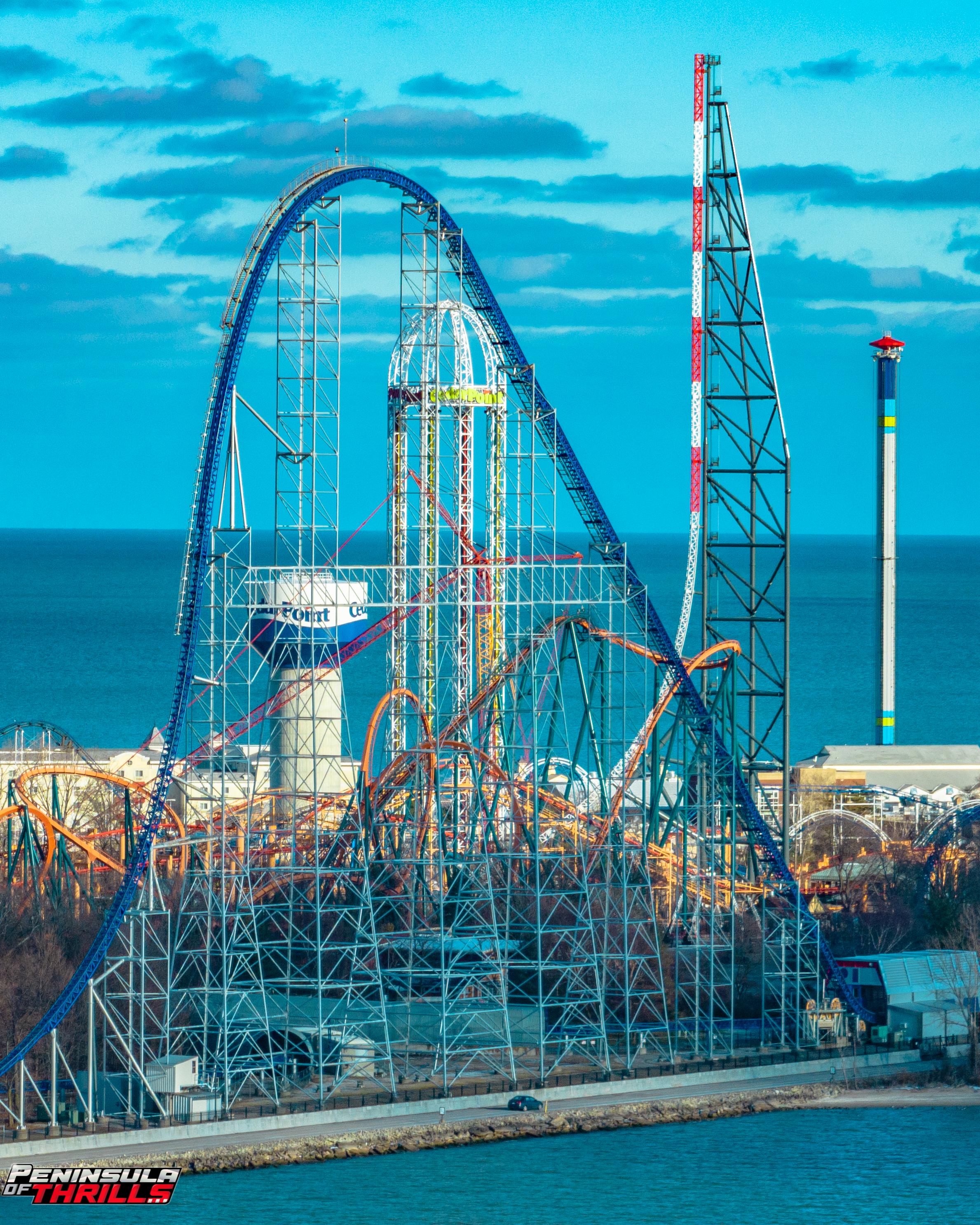 トップ・スリル 2、ミレニアム・フォース、シーダー・ポイント] : r