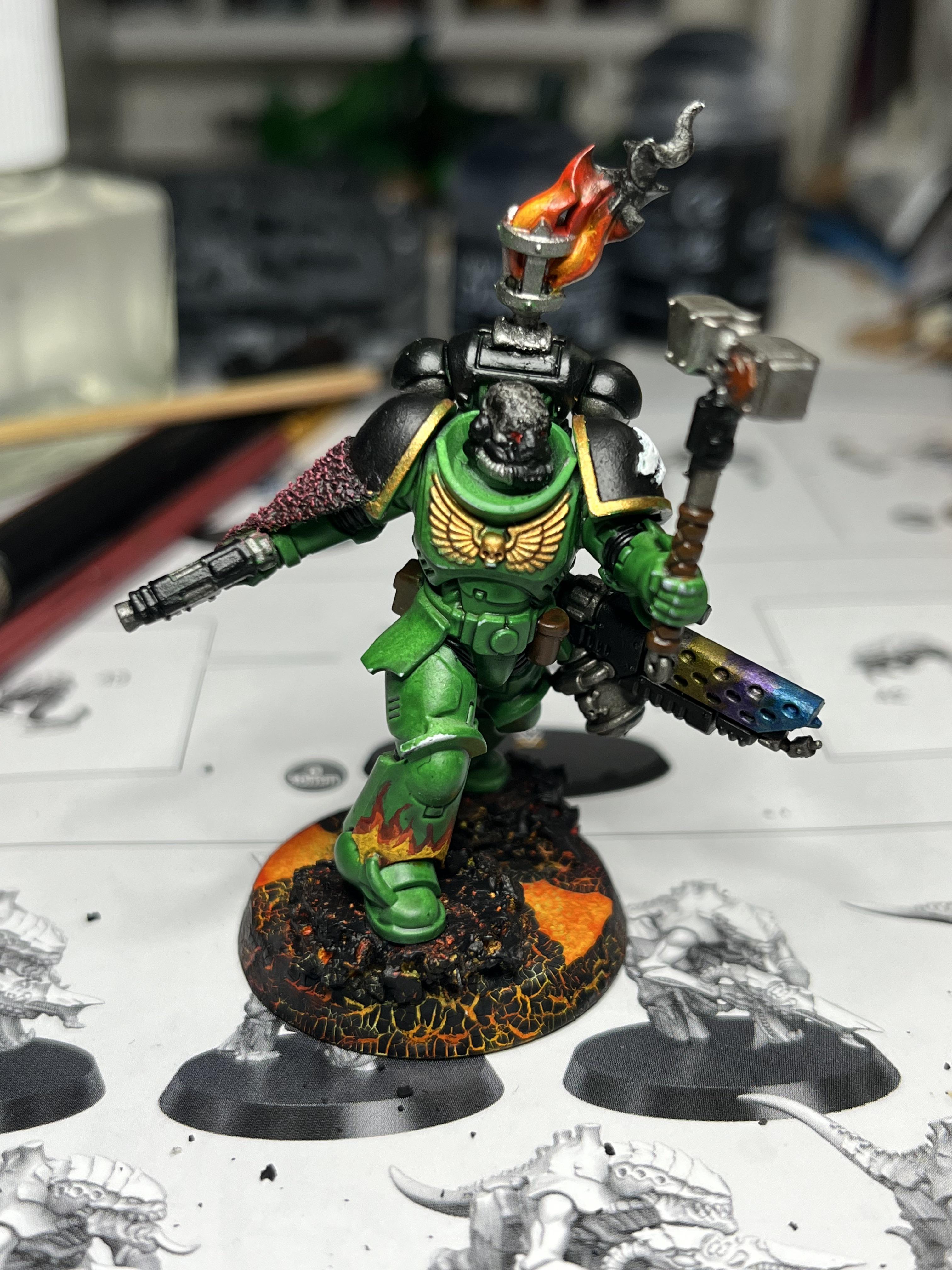 サンダーハンマーをサラマンダーに装備させたら、アップグレードになる