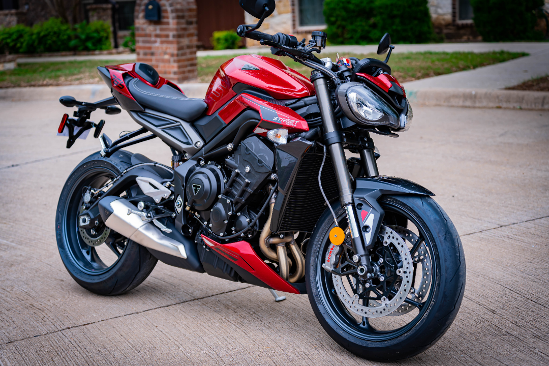 助けて！24' Street Triple 765 RS フルエキゾーストオプション : r