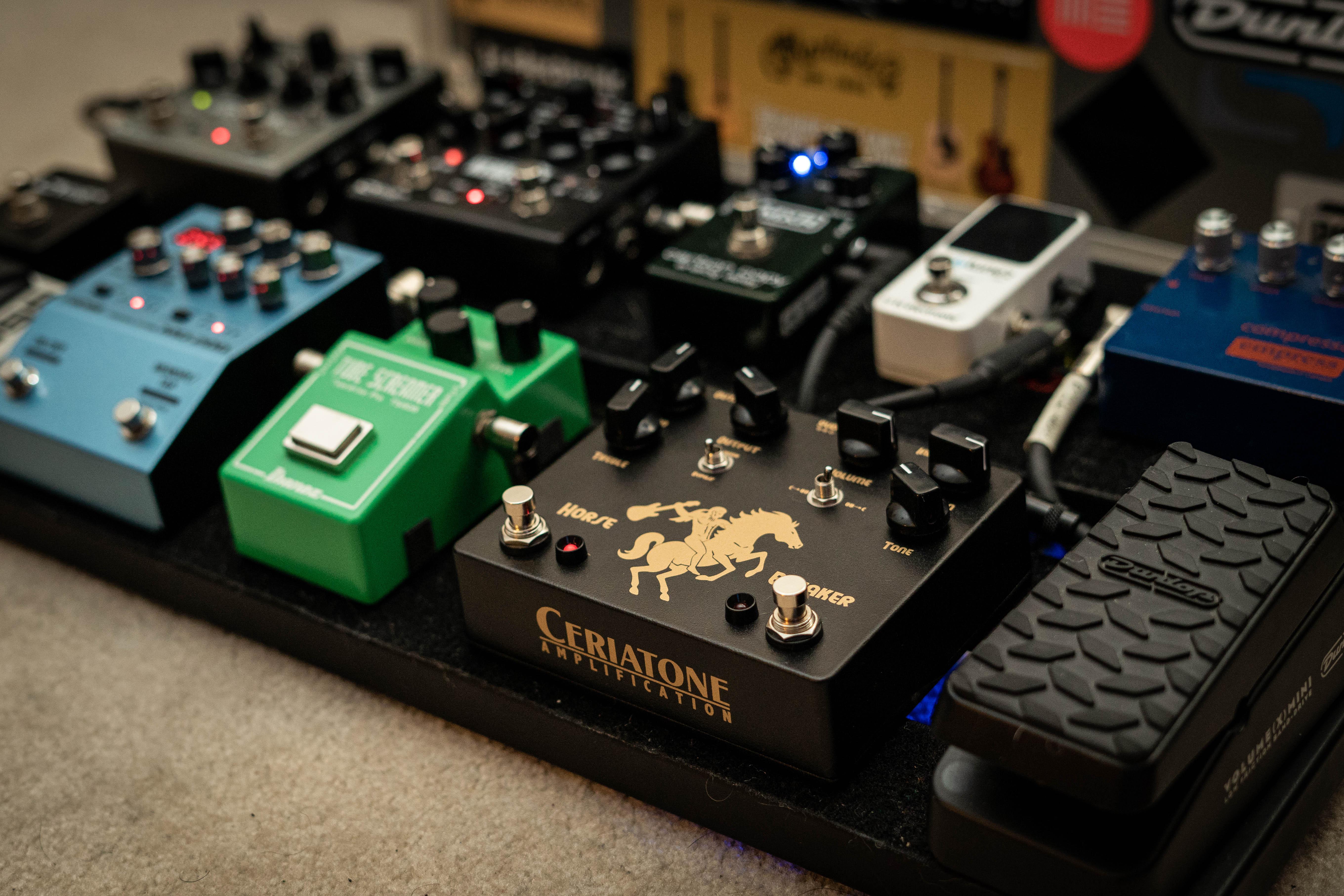 NPD: Ceriatone Horsebreaker : r/guitarpedals