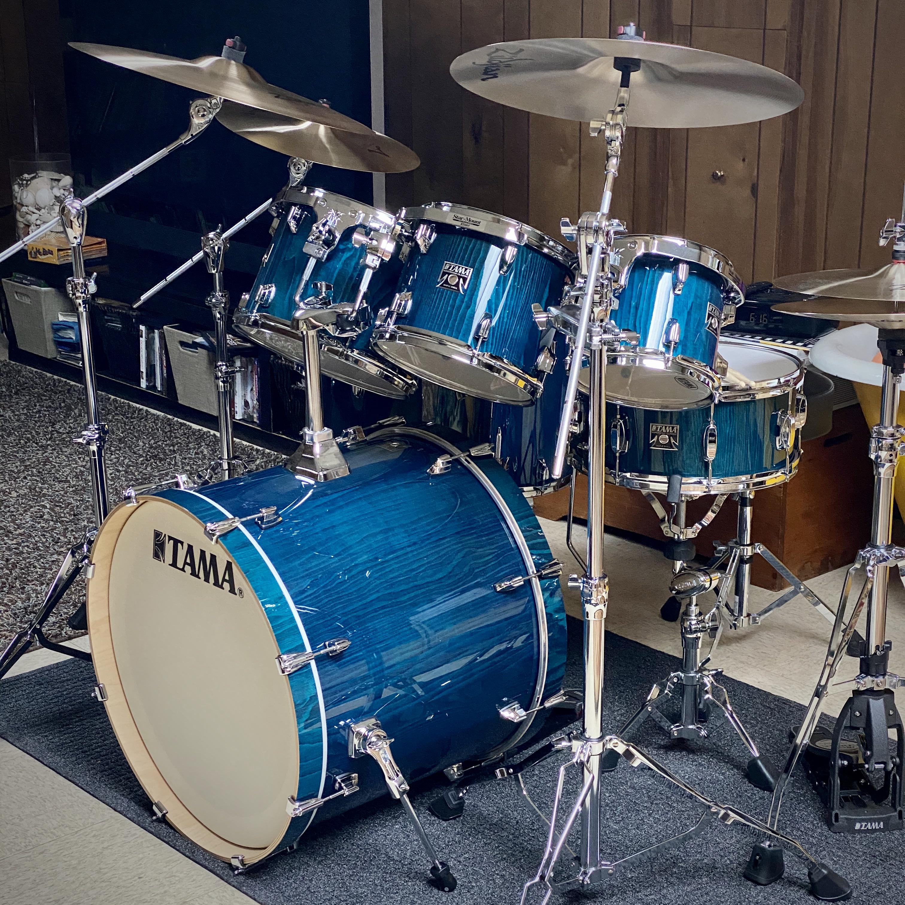 誕生日プレゼント！Tama Superstar Classic Gloss Sapphire Lacebark