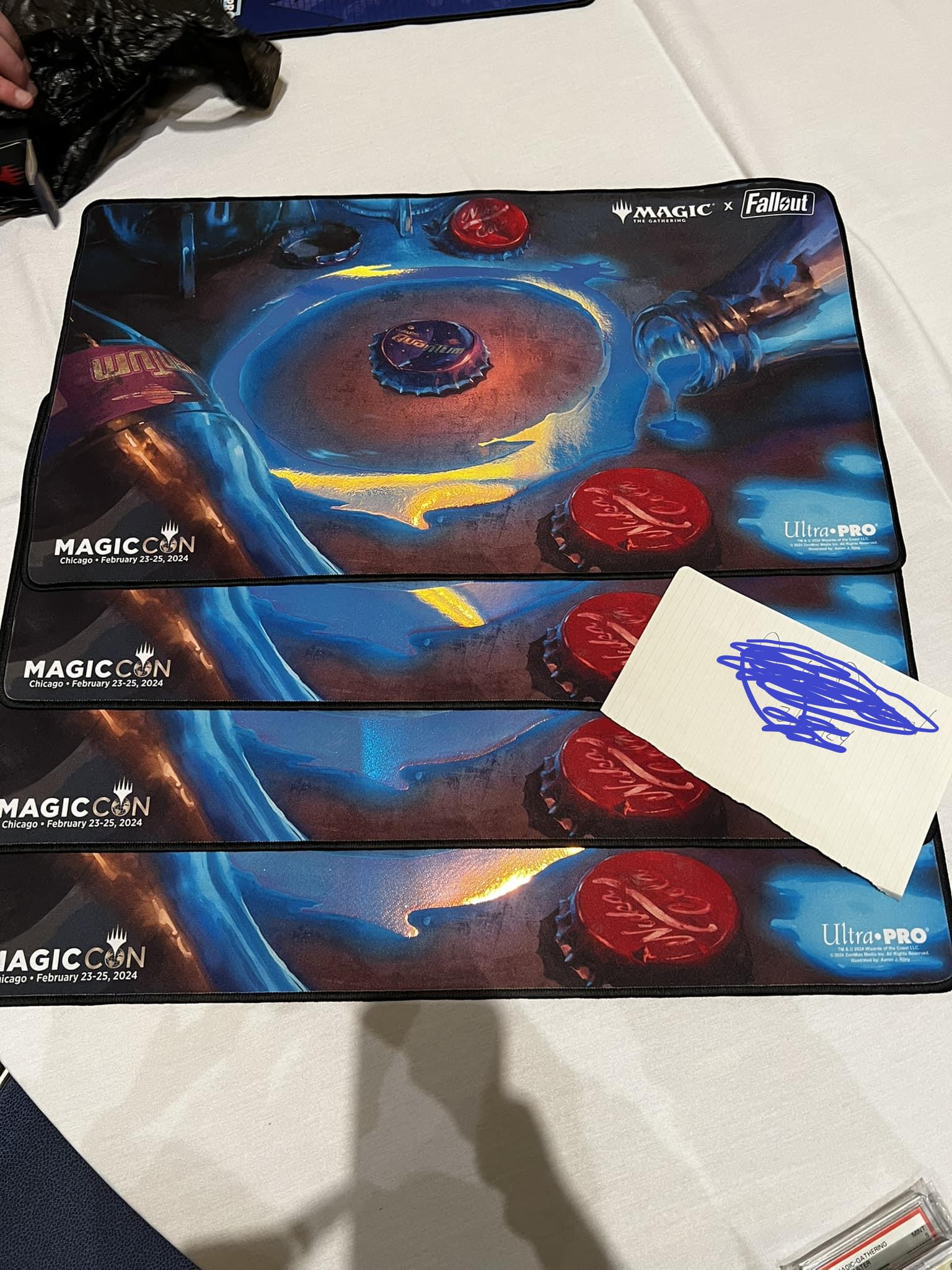 MAGICCON Chicago で新しい Fallout Sol Ring のプレイマット 🔥🔥 : r