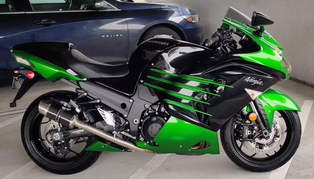 Love the 2014 ZX14R color scheme : r/Kawasaki