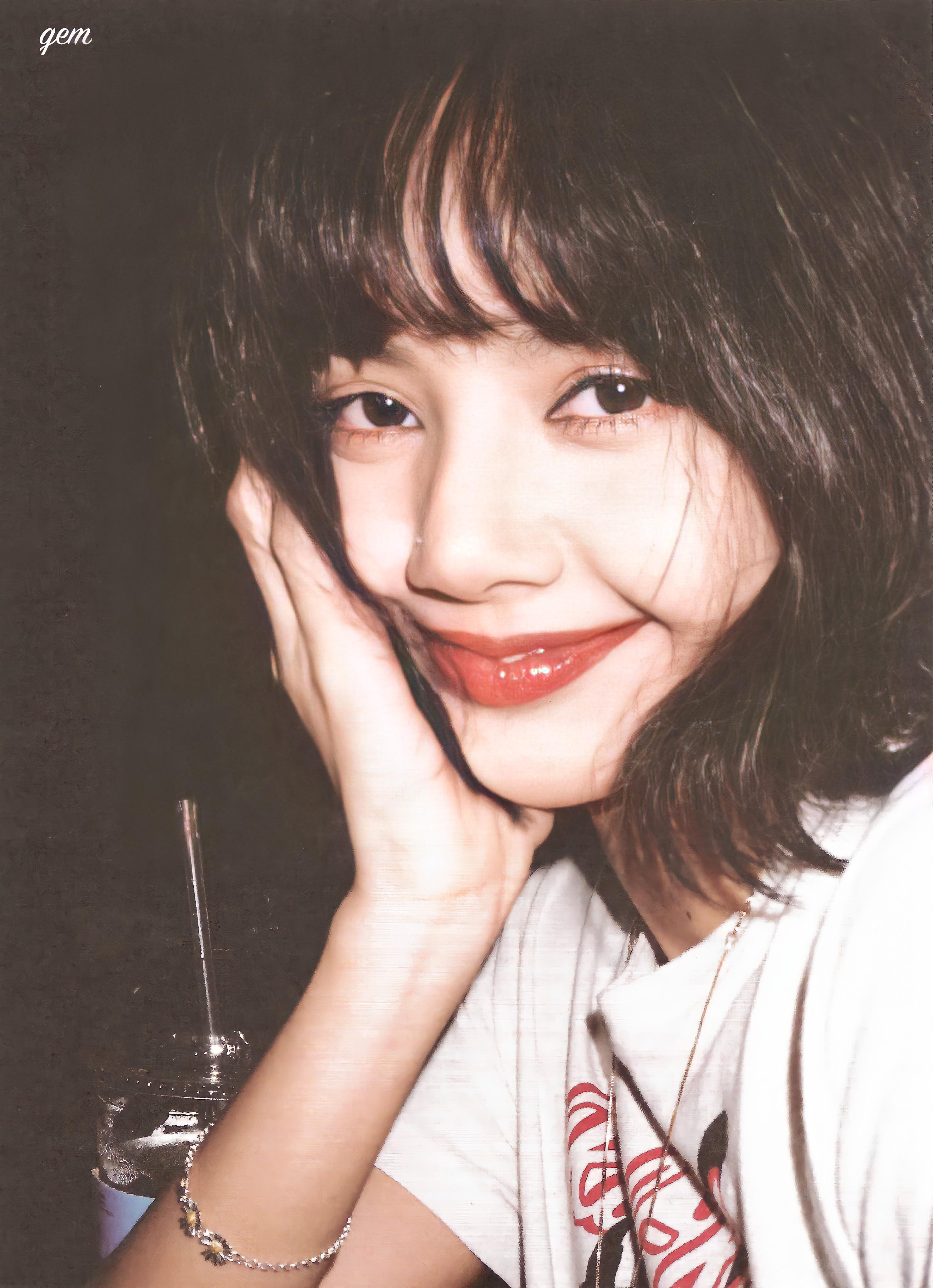 210509 LISA 0327 PHOTOBOOK VOL.2 [SCANS Part 1] : r/BlackPink