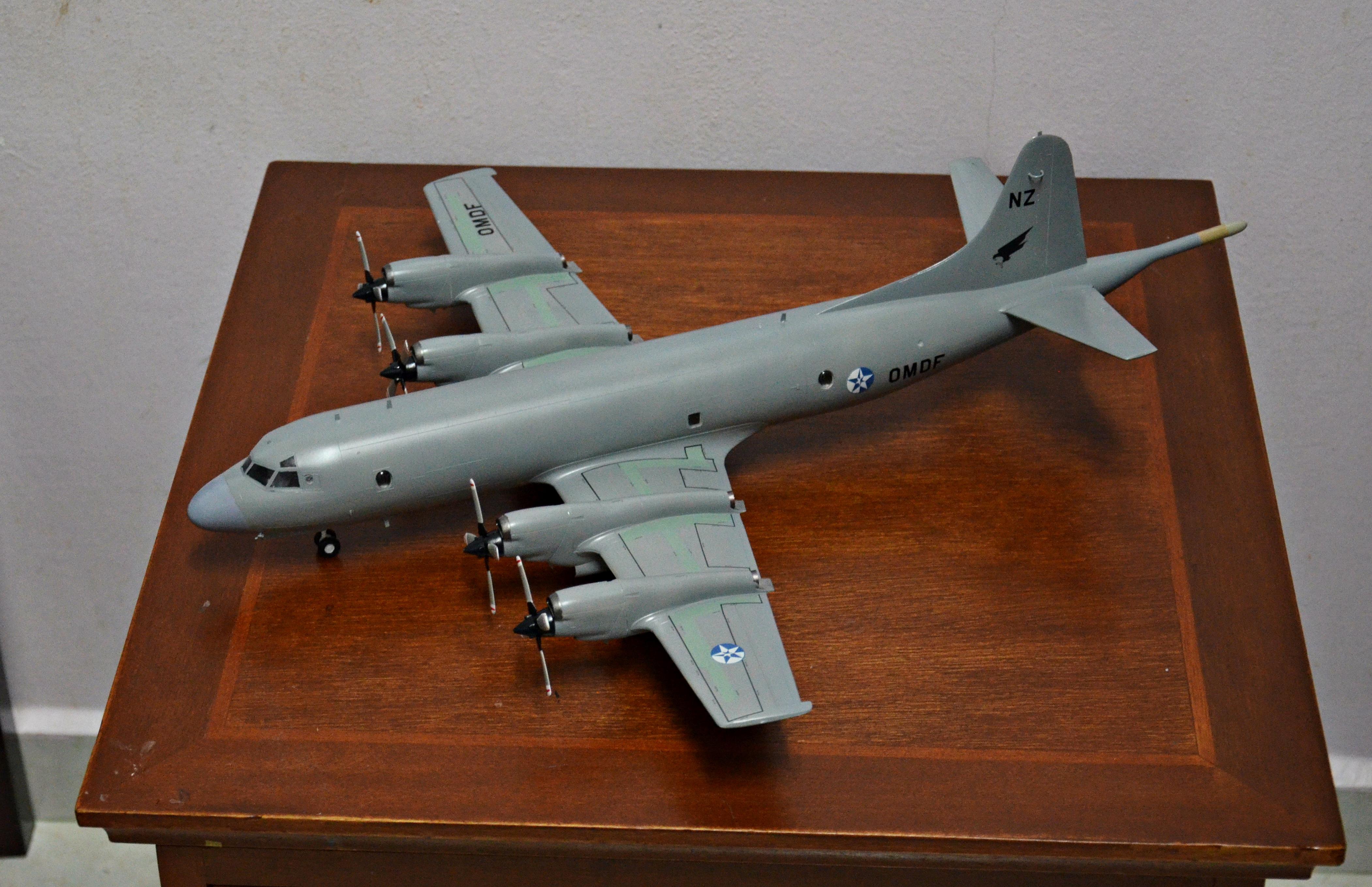 Hasegawa's 1/72 P-3C Orion in OMDF (Osean Maritime Defence Force
