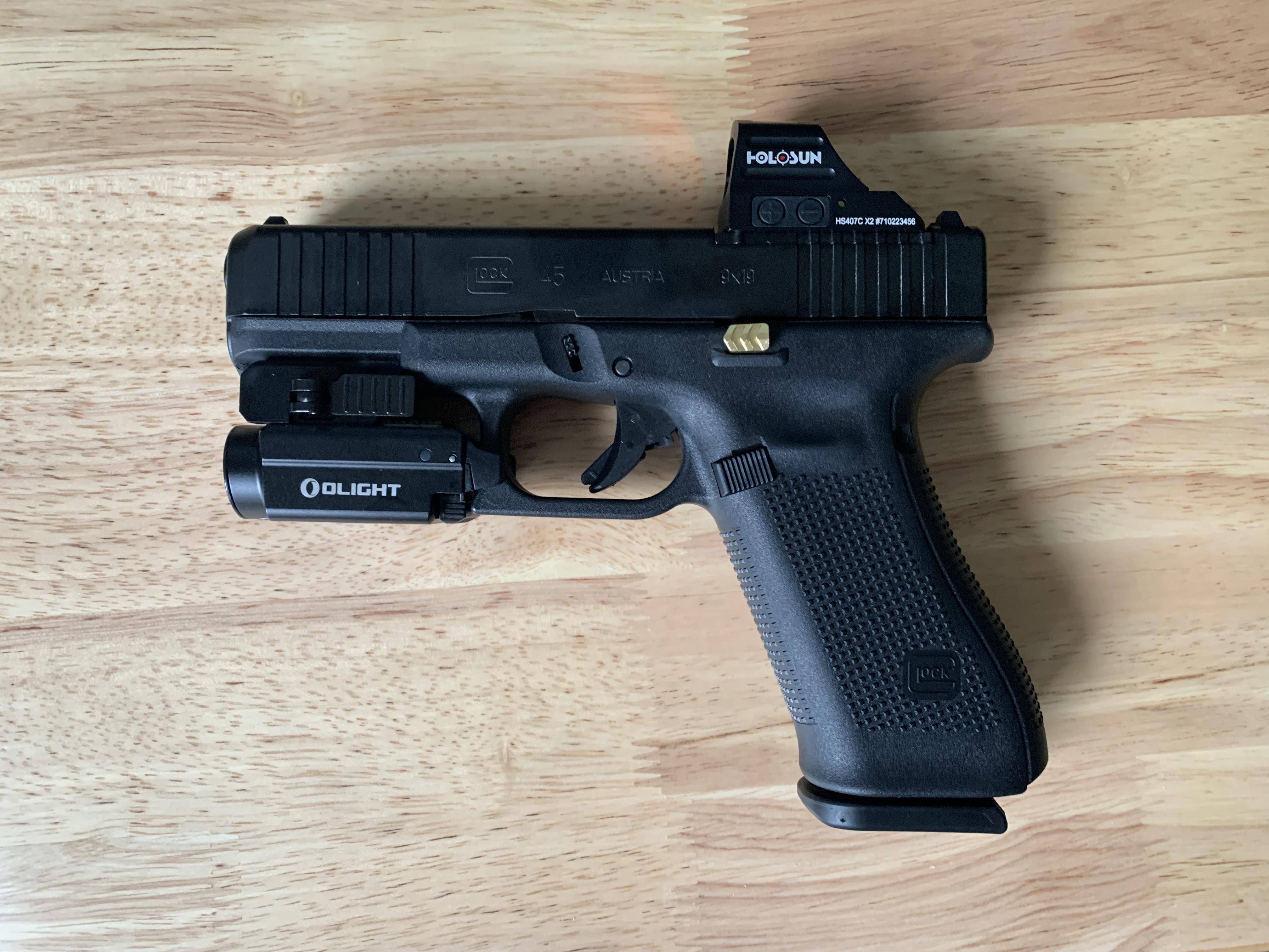 Olight Baldr S に対応したホルスターを作ってる会社って、どこか知っ