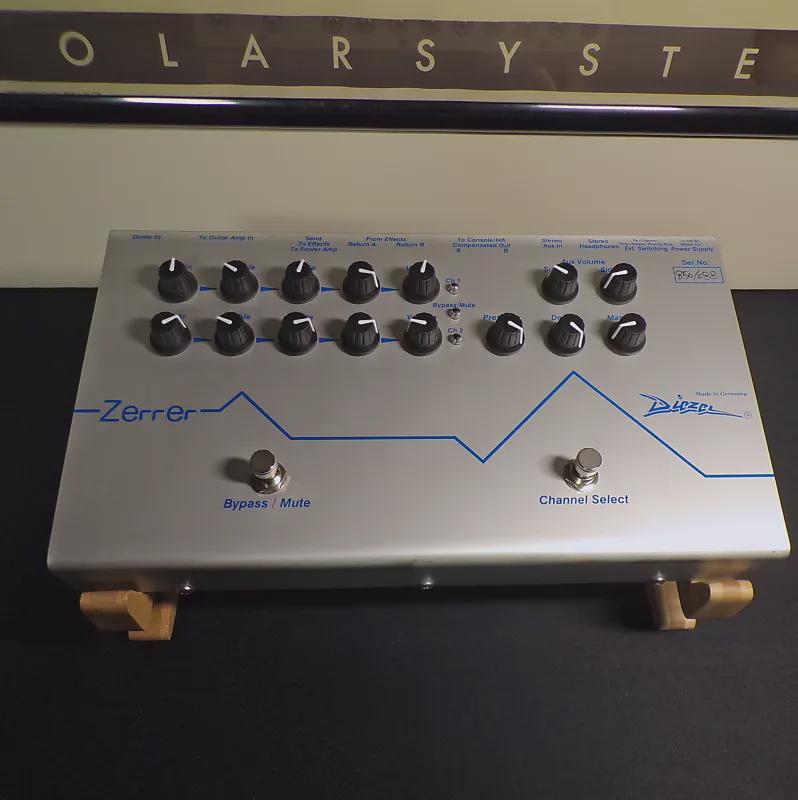 Diezel Zerrerを注文したところだよ。詳しい人いる？ : r/guitarpedals