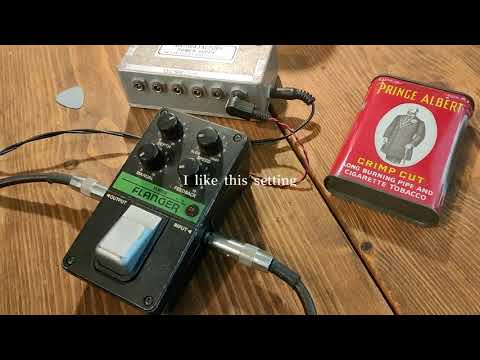 YAMAHA FL-01 ヤマハの80年代のフランジャー - YouTube