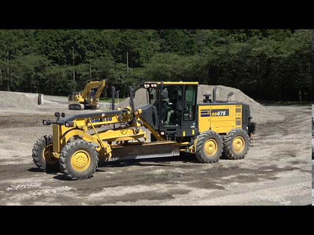コマツ モーターグレーダー GD675（はたらくくるま はたらくのりもの