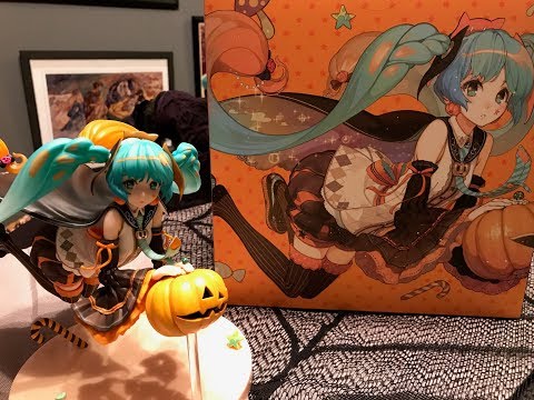 Hatsune Miku - Trick or Miku Figure Unboxing - YouTube