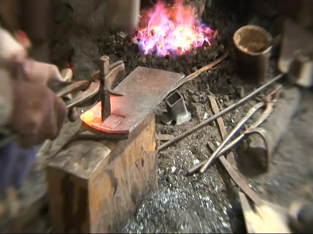 青蛾窯 松元洋一 - YouTube