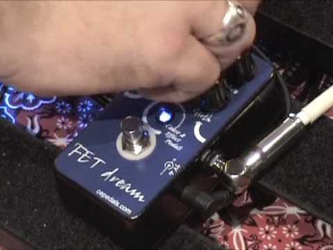 Cause and Effect Pedals FET Dream guitar effect pedal demo - YouTube
