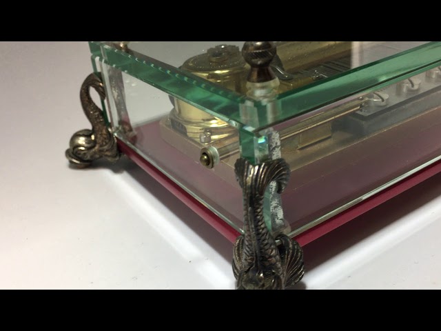 REUGE リュージュ 72弁 オルゴール ララのテーマ他 - YouTube