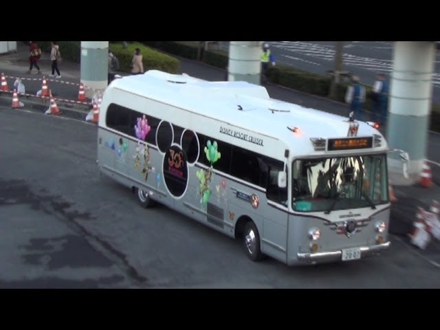 ディズニーリゾートクルーザー 30周年限定ラッピング - YouTube