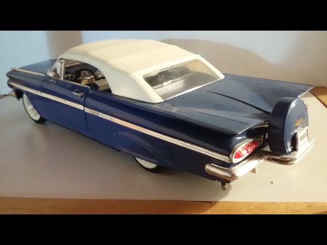 1959 Chevy Impala convertible, 1:18 scale, by Yatming Road & Tough