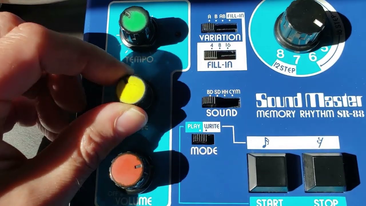 Sound Master Memory Rhythm SR-88 Analog Drum Machine - YouTube