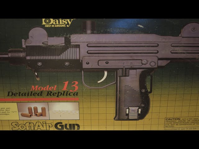 Vintage Daisy/Maruzen Shell-Ejecting Mini-Uzi - YouTube