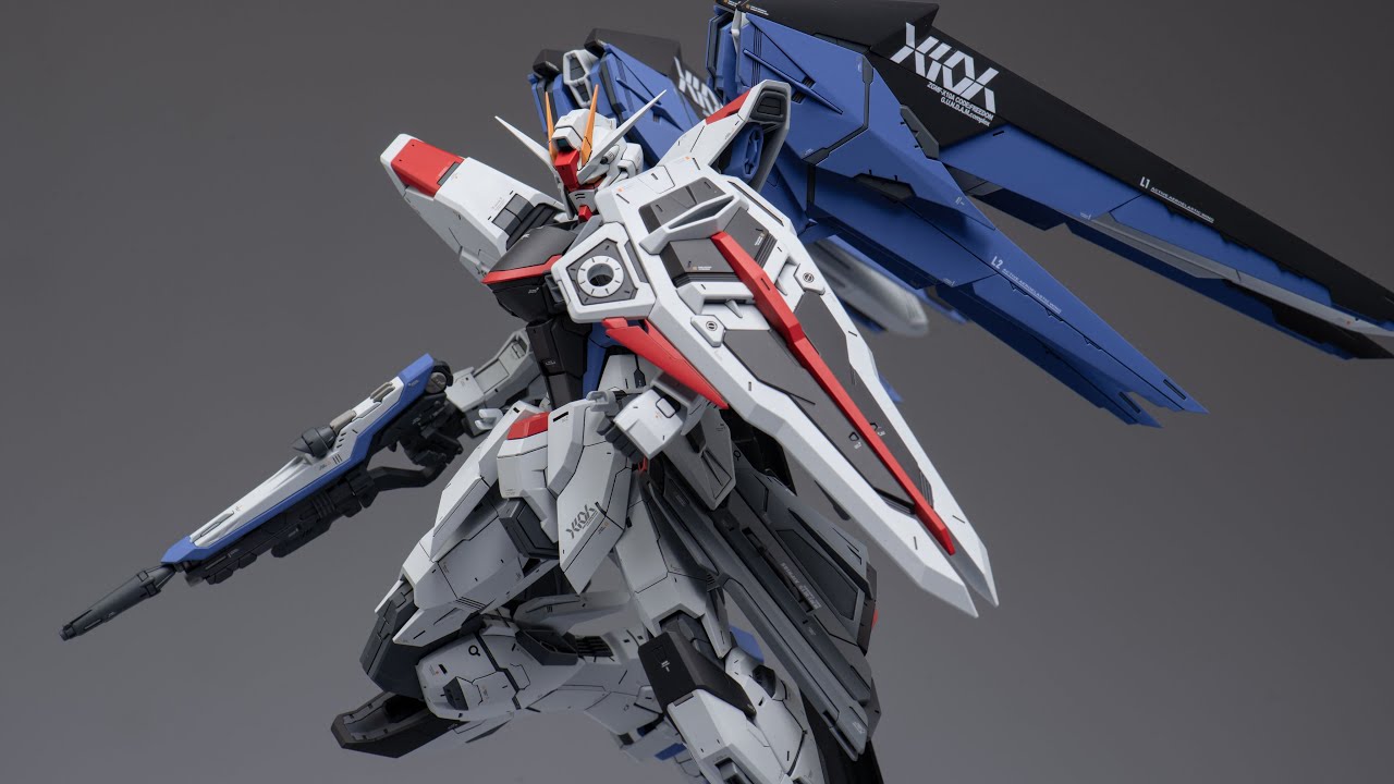 Build a MG Freedom Gundam you have never seen! - YouTube