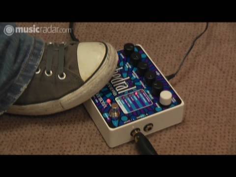Electro-Harmonix Cathedral Stereo Reverb demo - YouTube