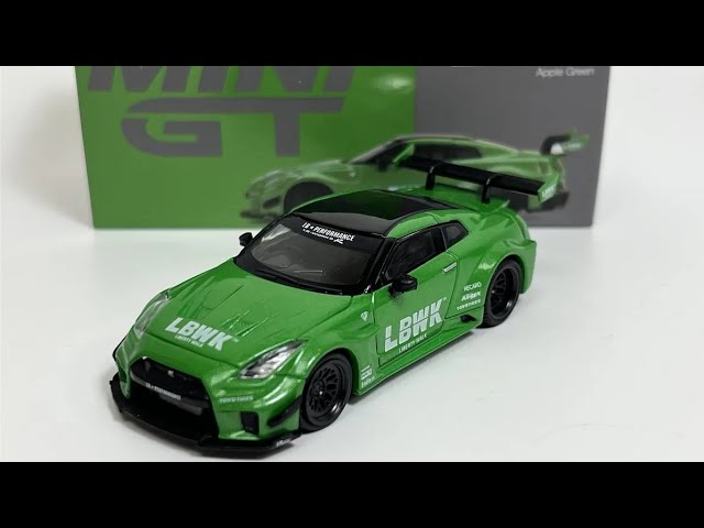 The Mini GT Showcase #437 LB-Silhouette WORKS GT NISSAN 35GT-RR
