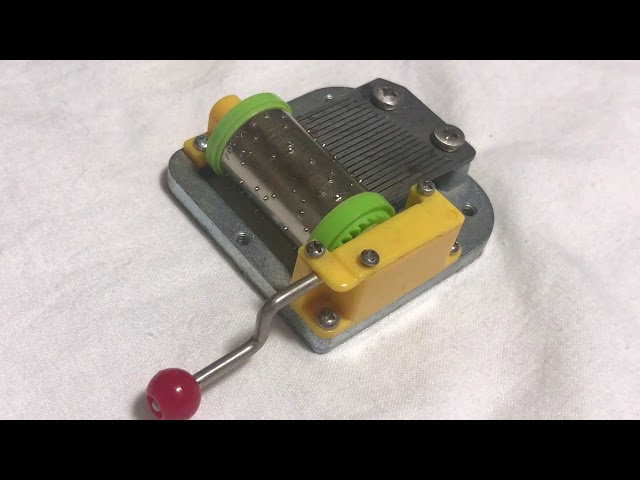 DIY組立 手回しオルゴール シリンダー交換式 - YouTube