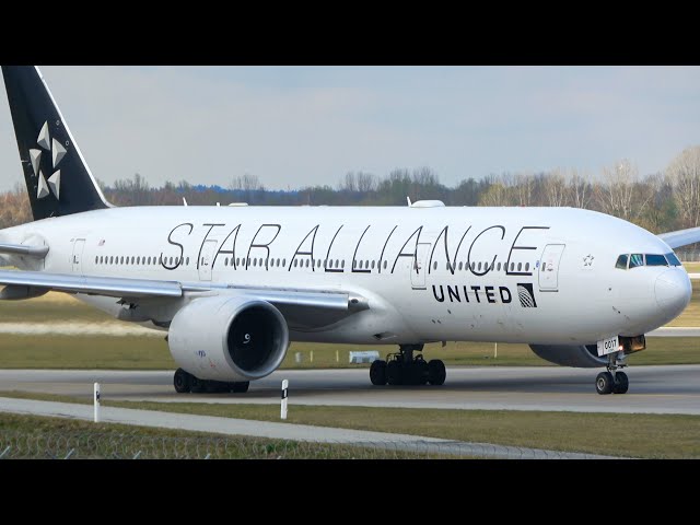 4K] 2x United Airlines Boeing 777-200ER (N78017, N76021) Star