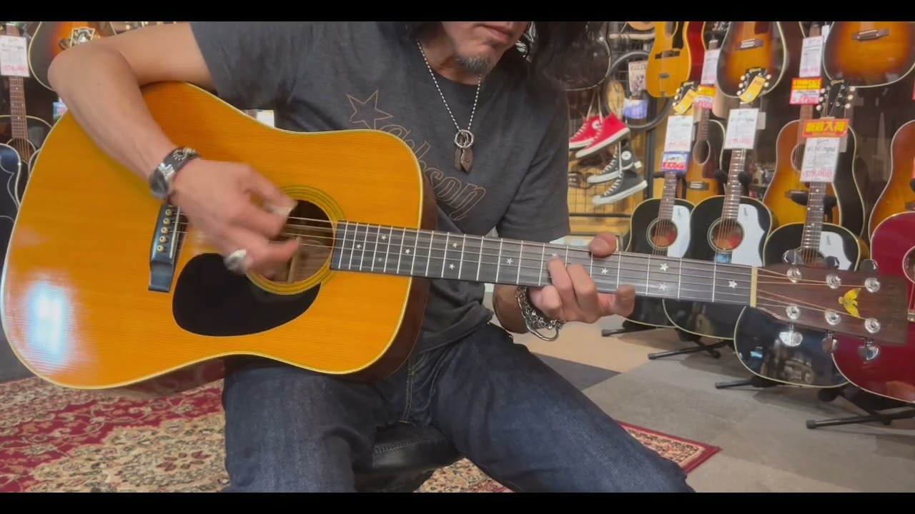 Martin D‐76(1976) - YouTube