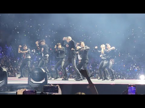 220820 Stray Kids - Back Door | KCON LA 2022 Day 1 [4K Fancam