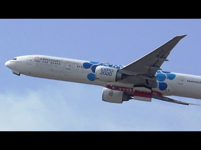 Emirates in Gorgeous Expo 2020 Blue Livery, Boeing 777 take-off