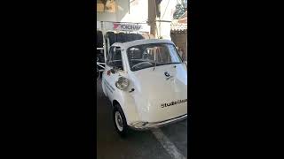 Here's how to drive a BMW Isetta. - YouTube