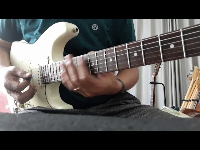 Review Busker White Strat by Otto Japanguitar2hand - YouTube