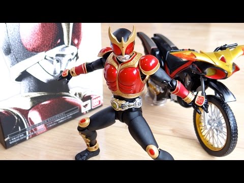 Red and Gold Kuuga! Shinkocchou Seihou S.H.Figuarts Kamen Rider