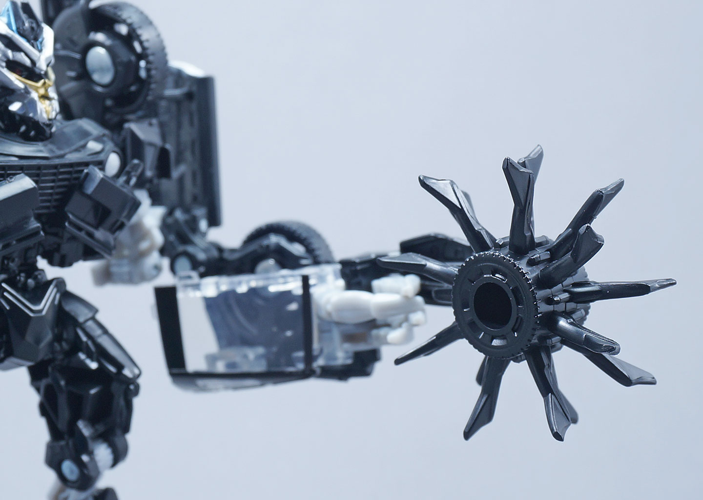 TFスタジオシリーズ SS-21 ディセプティコンバリケード | 超偏見超変形